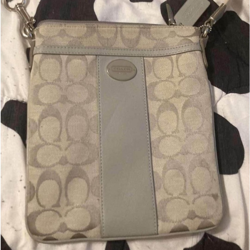 Coach purse old style